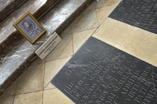 Appropriate: the memorial on Dom Perignon's tomb begins with the word 'hic'